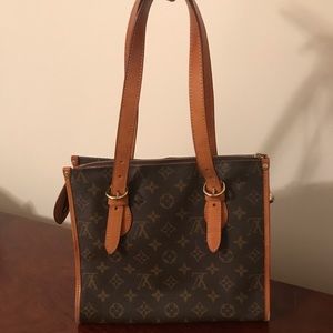 AUTHENTIC LOUIS VUITTON PURSE 👜